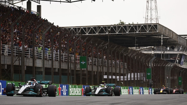 GP Brasile: doppietta Mercedes! Prima vittoria di Russell, Sainz 3° e Leclerc 4°