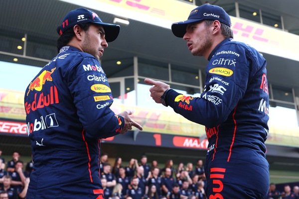 Verstappen, non chiamatelo cattivo compagno: "Metto sempre il team davanti"