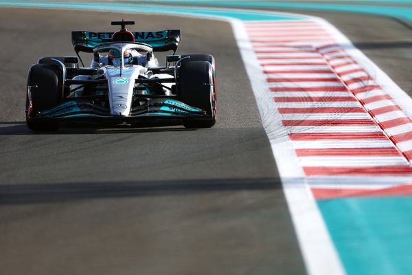 GP Abu Dhabi, FP1: le due Mercedes al comando, Leclerc 3°