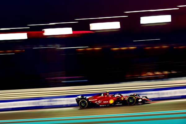 Sainz: "Proveremo a lottare con la Red Bull, ma il vero obiettivo è la Mercedes"