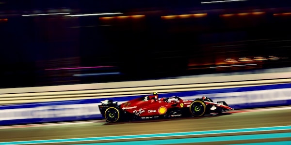 GP Abu Dhabi, Ferrari: venerdì buono, ma c'è degrado gomme
