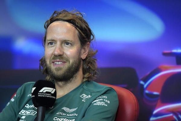 Vettel: "Un Paese intero dietro alla Ferrari, non succede da nessun'altra parte"
