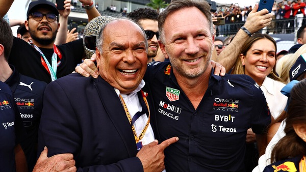 Horner: "Ricciardo? Perez ha due anni di contratto"