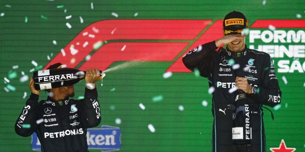 Wolff: "Otto titoli Costruttori come otto cenoni di Natale"