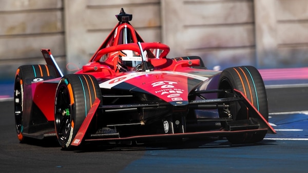 ePrix Città del Messico, è assolo Porsche: trionfa Dennis su Andretti