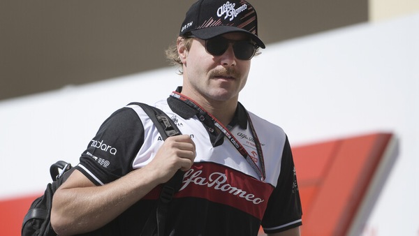 Bottas: "Un bene che la F1 si sia aperta, non ci devono controllare"