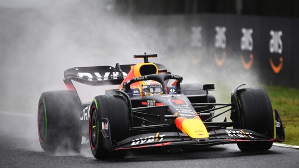 Verstappen e le gomme da bagnato migliori: "Pirelli se la prende comoda"