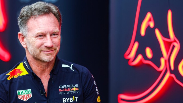 Horner: "Lusingato dalla chiamata della Ferrari, ma sarò leale alla Red Bull"