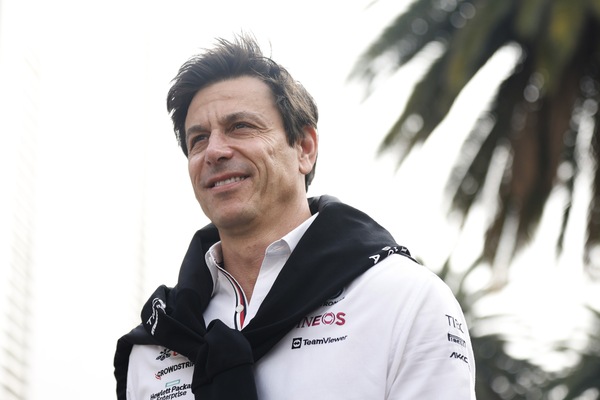 Mercedes, la linea di Wolff: "Rimanere lucidi e credere nel nostro percorso"
