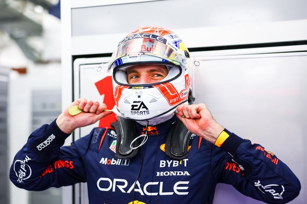 Red Bull parte in quarta nei test, Verstappen: "Giornata decisamente ok"