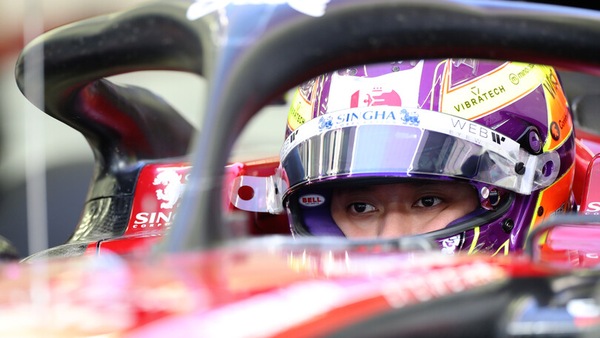 Zhou e l’Alfa Romeo-Sauber a sorpresa davanti a tutti!