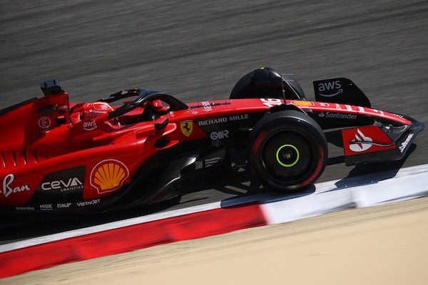Test Bahrain 2023, day-3, mattina: Leclerc veloce, ma quanto degrado
