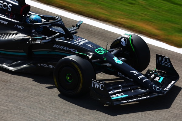 Wolff: è una Mercedes all'inseguimento dei primi