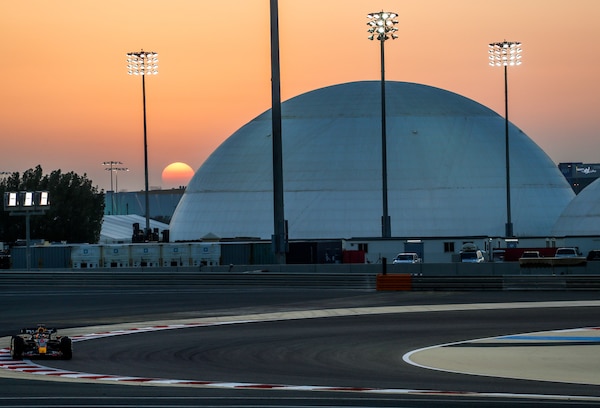 GP Bahrain, l'anteprima: un favorito d'obbligo e la maledizione della prima gara