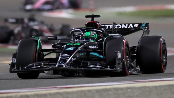 Mercedes, solo a Imola la versione evoluta della W14