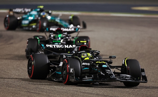 Hamilton, Mercedes in crisi in Bahrain: "Siamo diventati il quarto team"