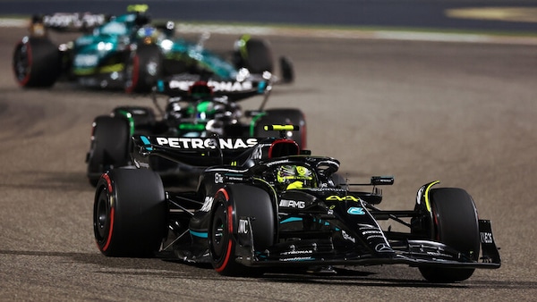Hamilton, Mercedes in crisi in Bahrain: "Siamo diventati il quarto team"