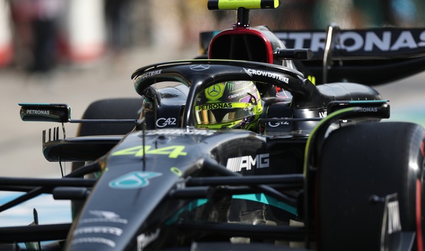 Hamilton sicuro: Verstappen non farà regali