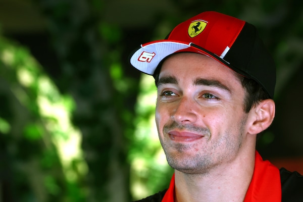 Leclerc: "E' una Ferrari unita e domenica mostreremo il passo che abbiamo"