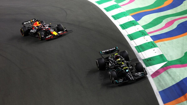 Hamilton: la superiorità Red Bull mai raggiunta da Mercedes