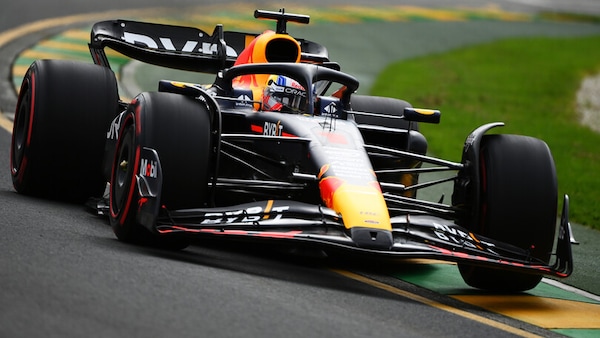 GP Australia, qualifiche: Verstappen in pole davanti alle Mercedes, Sainz 5° e Leclerc 7°