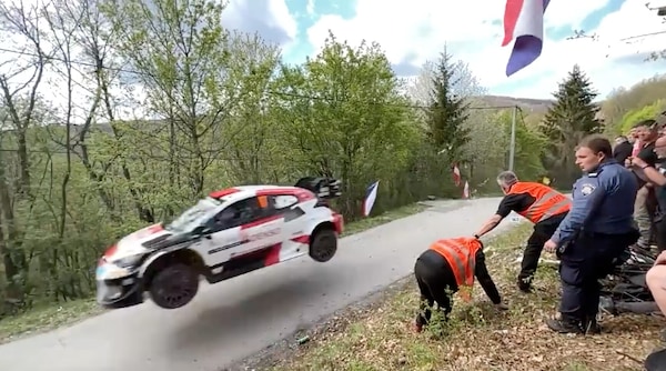 Follia al WRC Croazia: scoppia una rissa sul percorso di gara