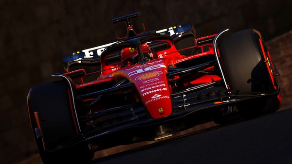 GP Azerbaijan, qualifiche: Leclerc, che pole! Battute le Red Bull, Sainz 4°
