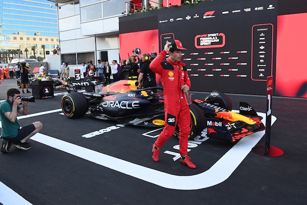 Solo cose belle da Baku per la Ferrari e Leclerc