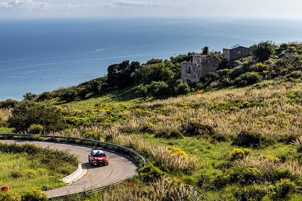 Crugnola domina la Power Stage del Targa