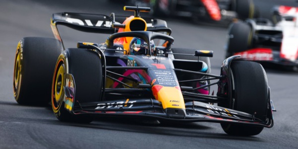 GP Miami: super Verstappen e doppietta Red Bull, poi Alonso. Male la Ferrari: Sainz 5°, Leclerc 7°