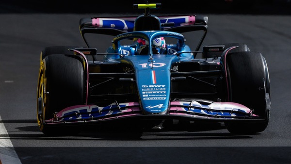 Alpine in acque agitate, Rossi attacca Szafnauer e il team