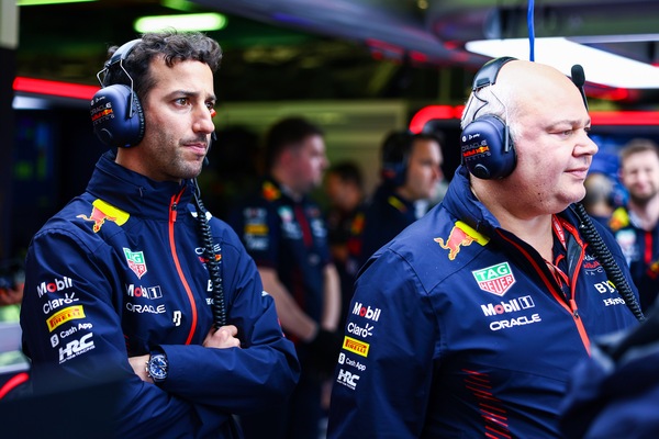 Ricciardo torna al volante della Red Bull: ecco quando guiderà la RB19