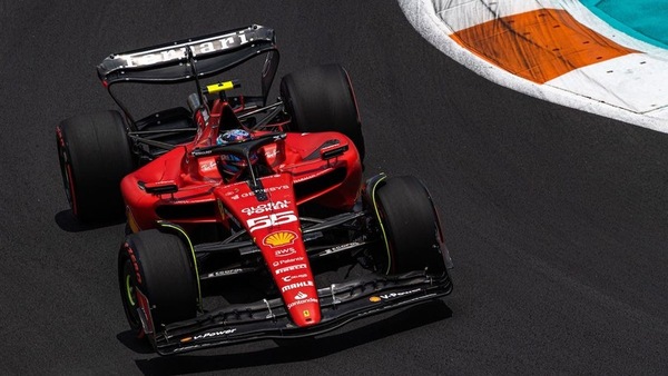 Sainz, la fase di analisi continua: qual è il segreto Red Bull?