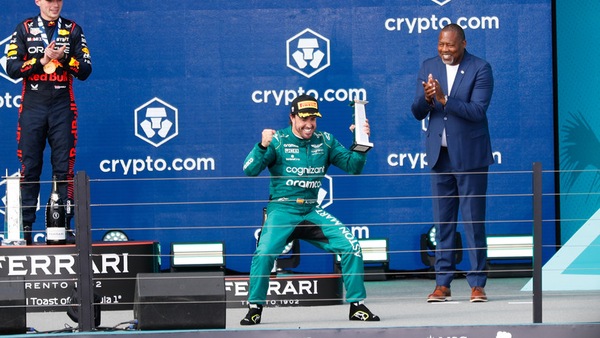 Fernando Alonso è on fire: il quarto podio a Miami è un fuoco d'artificio