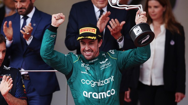 Alonso: "Mai avuta una vera opportunità, bravi tutti a restare in pista"