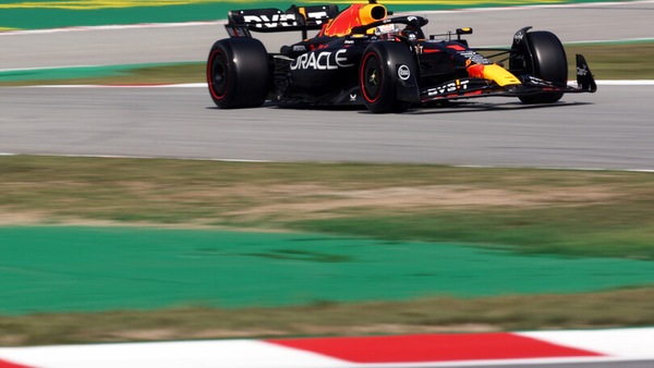 GP Spagna, FP2: Verstappen precede Alonso, Leclerc 6° e Sainz 7°