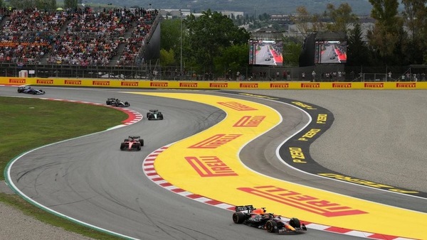 Red Bull, Horner sereno: Mercedes è migliorata ma resta a 23"