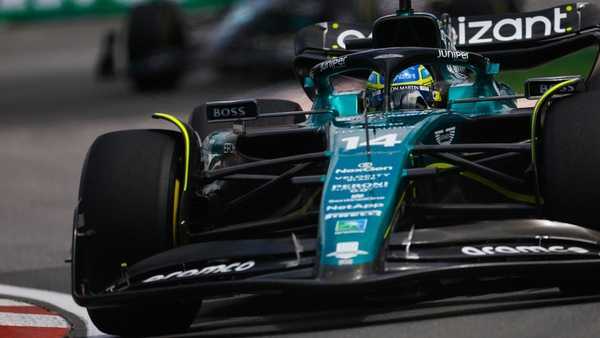 Alonso: "70 giri da qualifica, non mi sono mai rilassato"