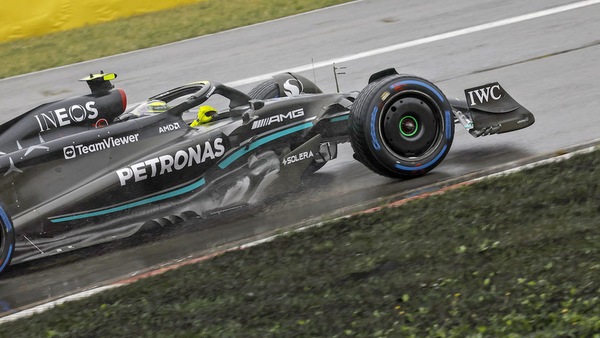 Wolff, Mercedes spinge sullo sviluppo: a Silverstone altre novità