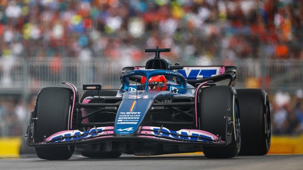 Alpine F1, Renault cede il 24%: tra gli investitori i proprietari del Milan