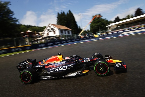 Verstappen: "Oggi non era necessario rischiare"