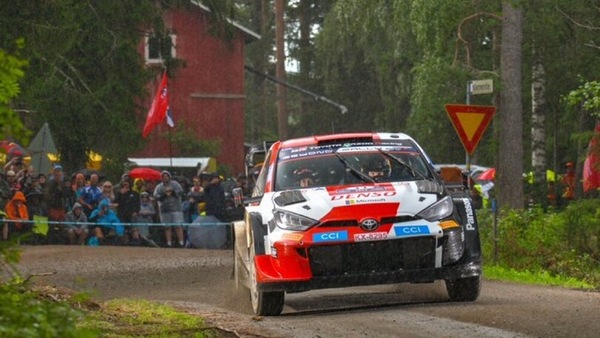 WRC, Rally Finlandia: Evans leader dopo la prima tappa