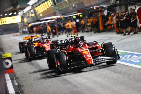 Sainz: "Che giro, possiamo puntare alla vittoria"