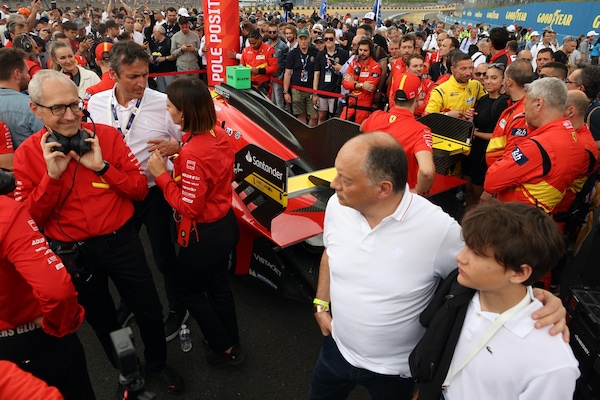 L’anno della Ferrari  vincente e bella di notte