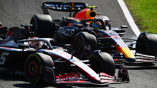 Albon, Perez non impara: penalità di 5 secondi è troppo lieve