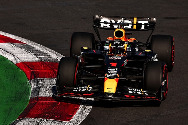 Verstappen: "Sarei voluto partire davanti, ma la gara sarà lunga"