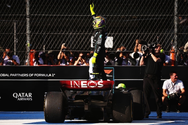 Hamilton, podio e fiducia: "Gran risultato dopo due settimane difficili"