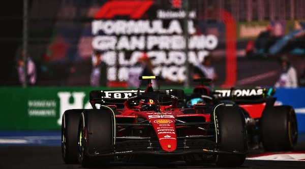 Sainz, che fatica in Ferrari: "La Mercedes ha qualcosa che noi non abbiamo"