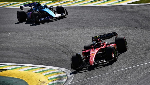 Sainz: "Red Bull e McLaren di un altro pianeta"