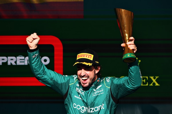 Alonso-Perez: quelle tre curve fondamentali nella difesa a Interlagos